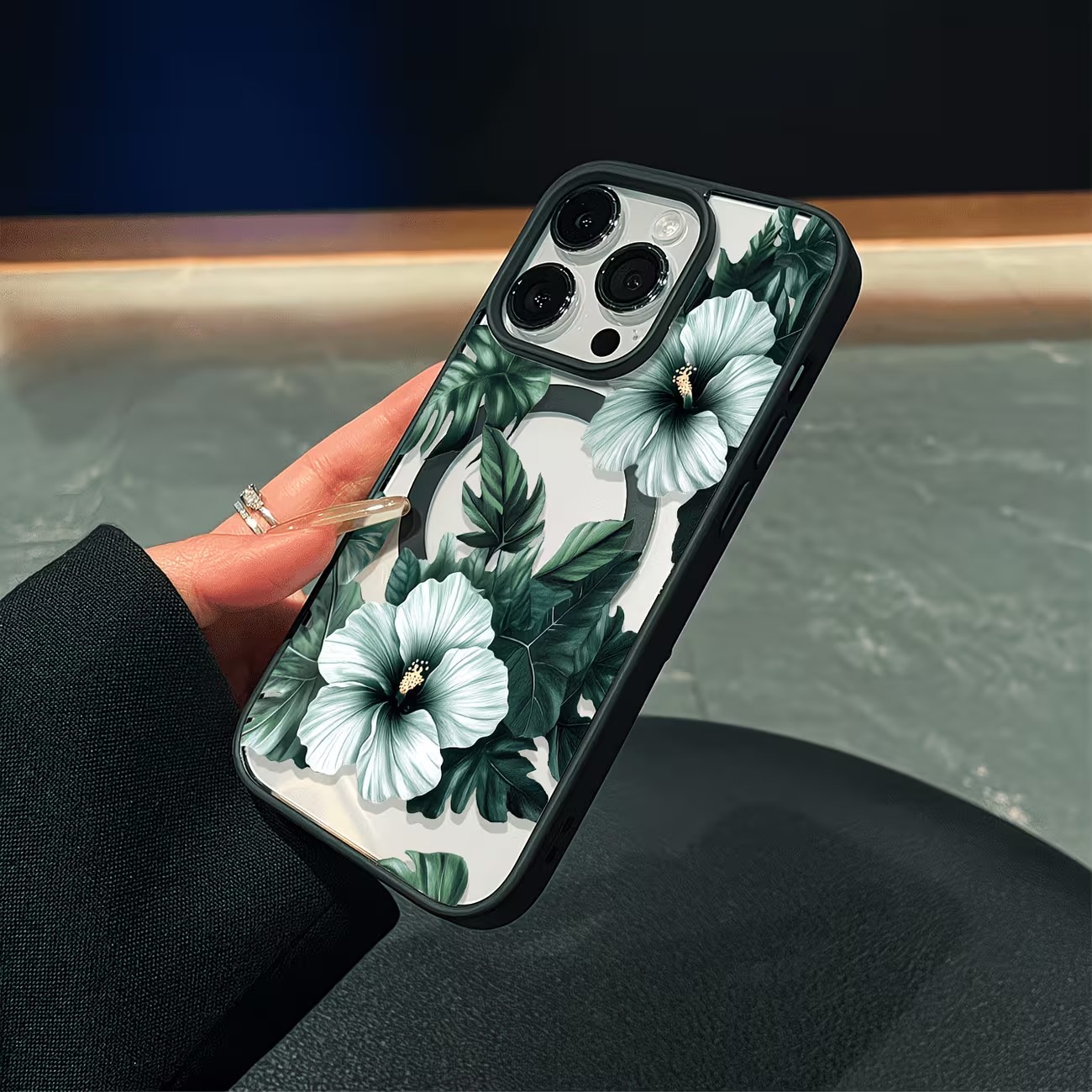 Green Floral Print Phone Case  - Apple Iphone 16 recension och pris