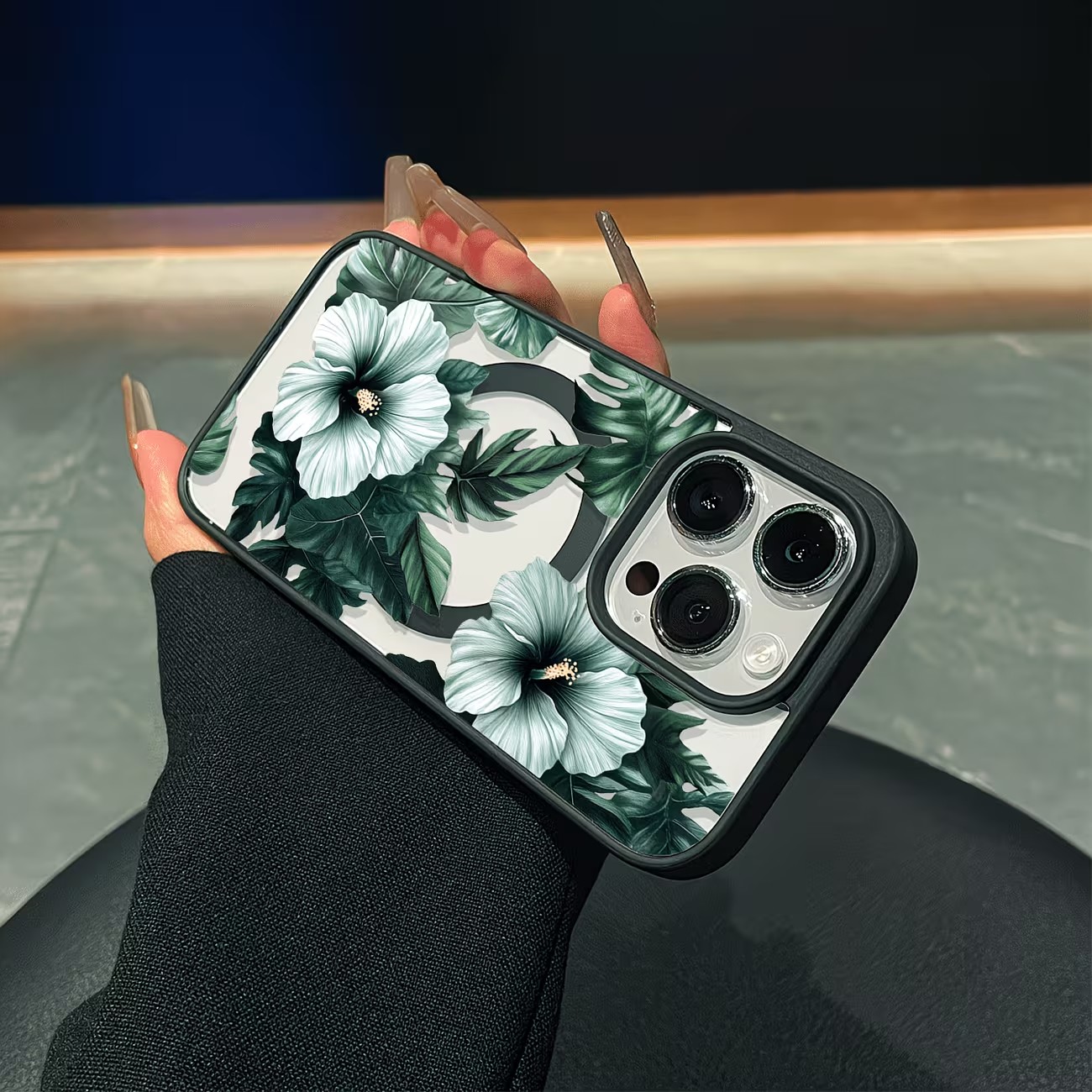 Green Floral Print Phone Case  - Apple Iphone 16 recension och pris